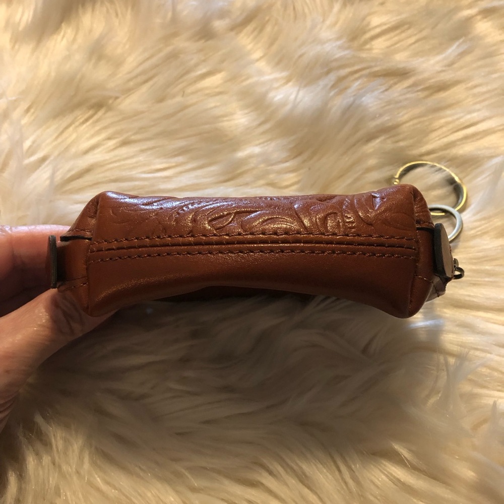 Patricia Nash Rosalie tan embossed leather coin pouch - Picture 7 of 9